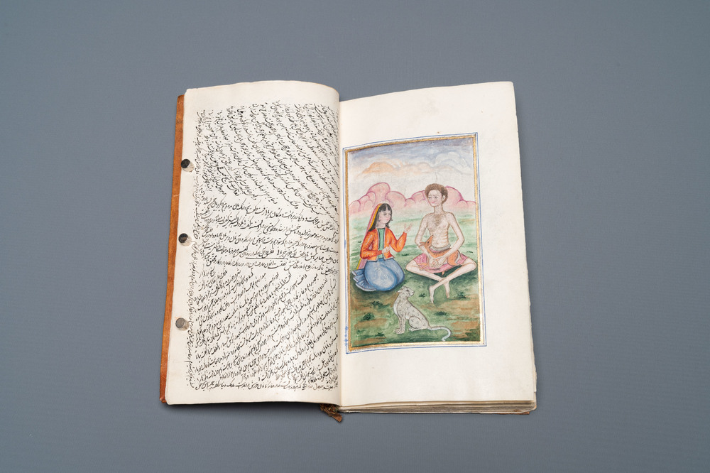 Un album de po&euml;sie 'Majnoun et Leila' orn&eacute; de deux peintures miniatures, dat&eacute; 1207AH ou 1792