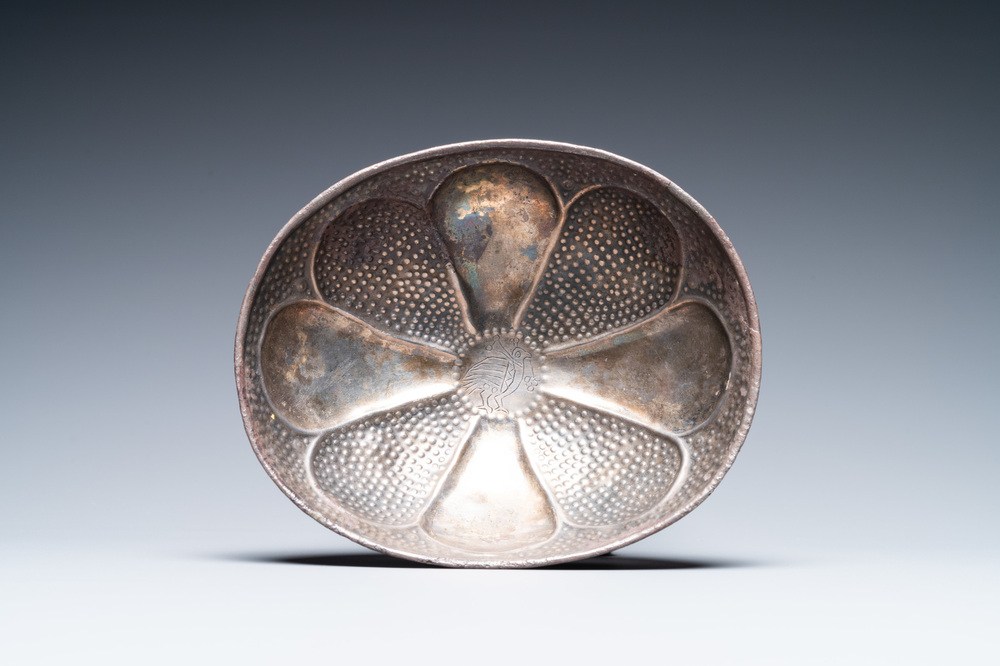 A Sassanian silver 'bird' bowl, Persia, 7/9th C.