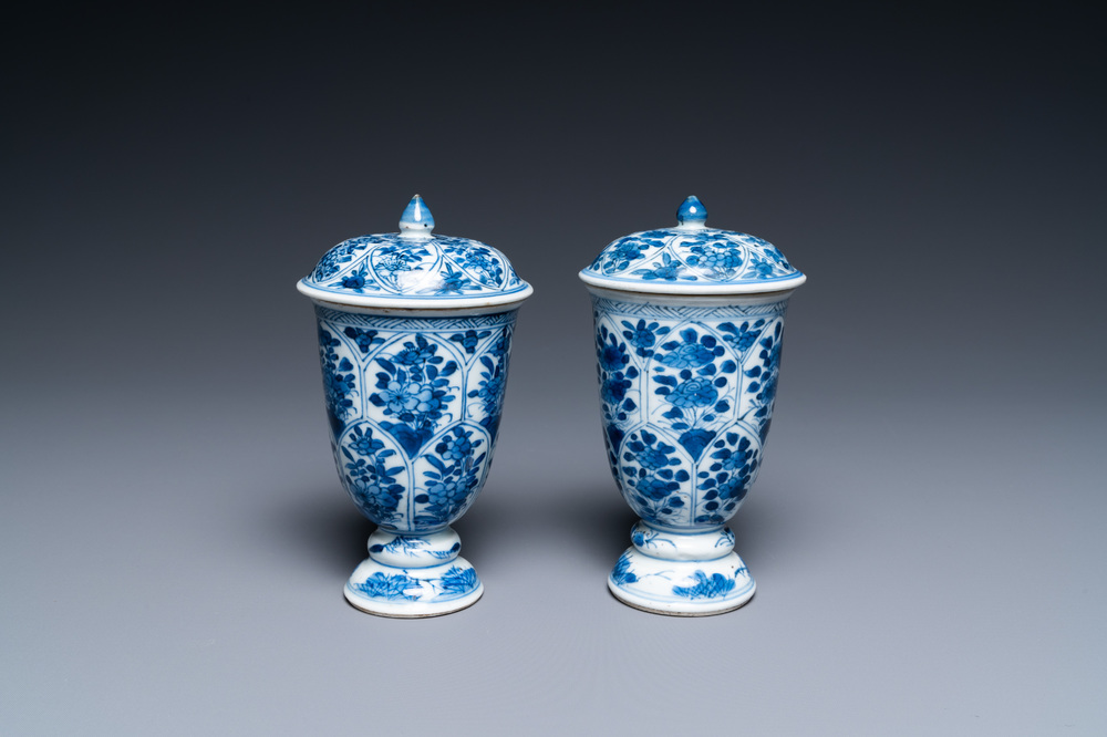 A pair of Chinese blue and white beakers and covers, Kangxi