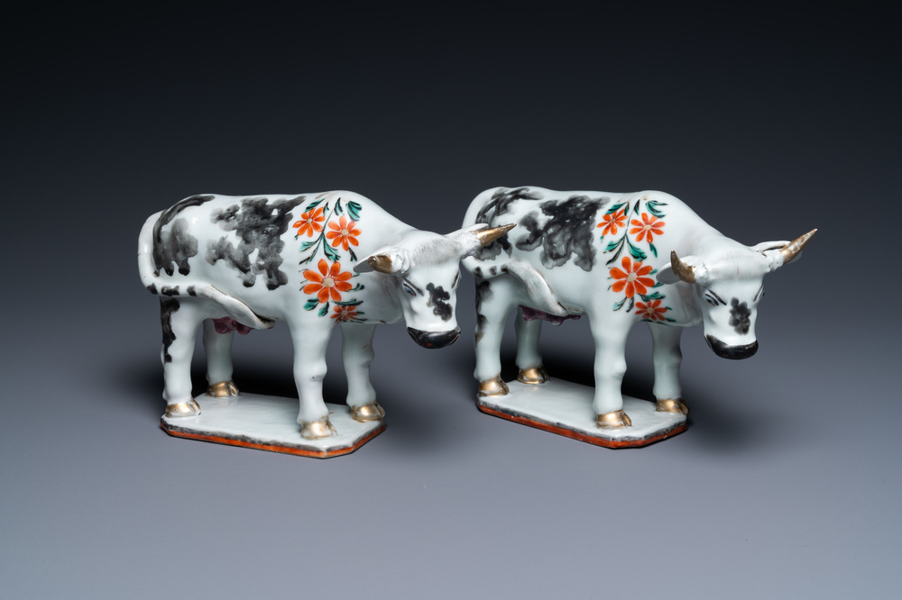 A pair of Chinese export porcelain cows after Dutch Delft examples, Qianlong