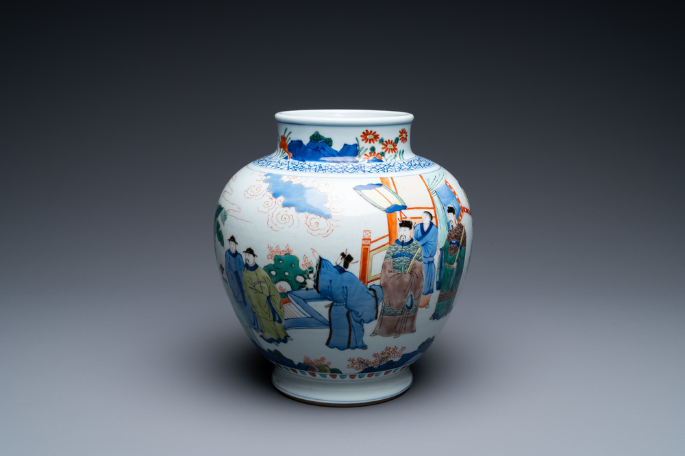 A Chinese globular wucai vase with narrative design, 19/20th C.