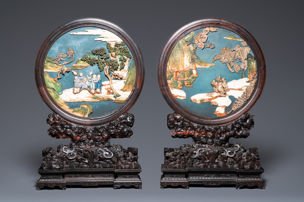 A pair of Chinese wooden table screens with soapstone- and bone-embellished medallions, 18/19th C.