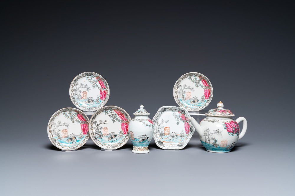 Un service &agrave; th&eacute; partiel en porcelaine de Chine famille rose, Qianlong