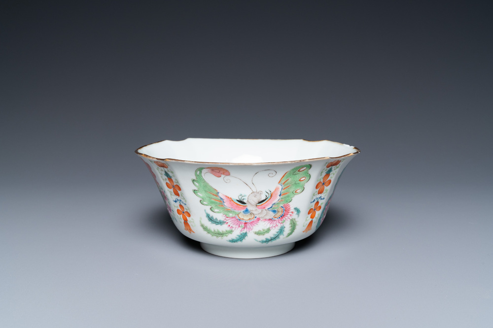 A Chinese famille rose 'butterfly' bowl, Chenghua mark, 19/20th C.