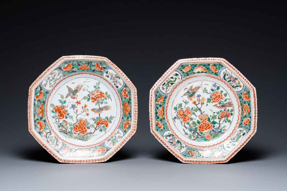 A pair of octagonal Chinese famille verte dishes, Kangxi