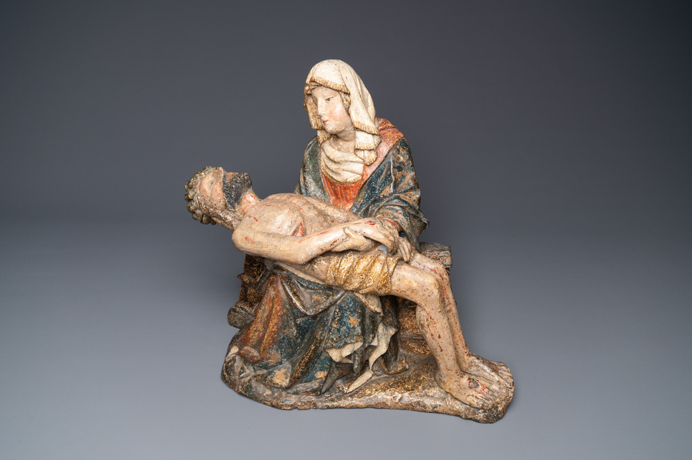 Une 'Piet&agrave;' en bois sculpt&eacute; et polychrom&eacute;, Allemagne du Sud, 1&egrave;re moiti&eacute; du 15&egrave;me