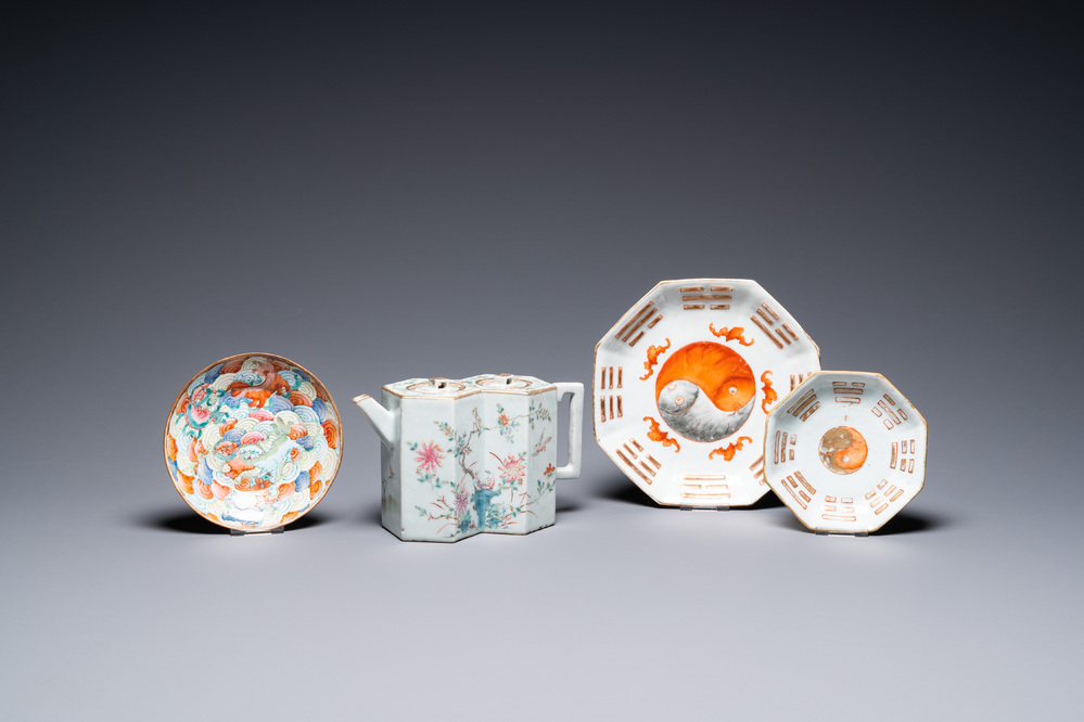 Four Chinese famille rose and iron-red-decorated porcelain wares, 19th C.