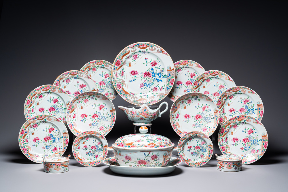 A Chinese famille rose 21-piece dinner service, Qianlong