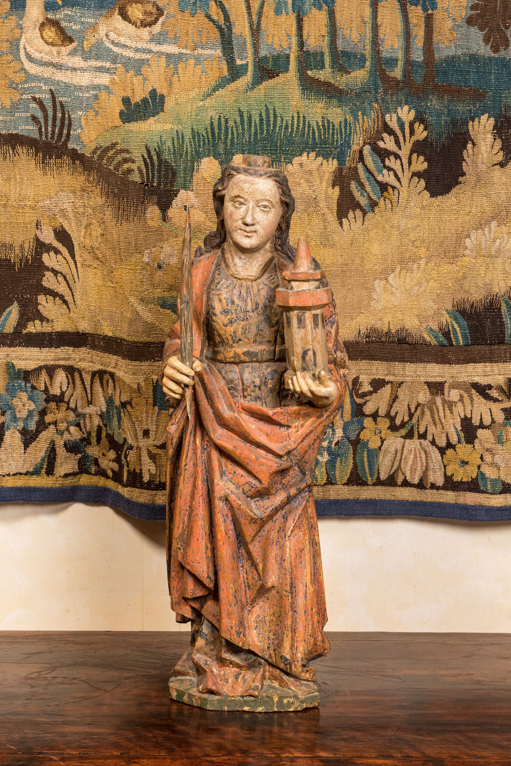 Sainte Barbe en bois sculpt&eacute; et polychrom&eacute;, Allemagne, 16&egrave;me