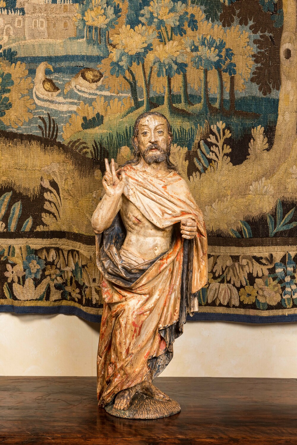 Grand Christ de la R&eacute;surrection en tilleul sculpt&eacute; et polychrom&eacute;, Allemagne du sud, milieu du 16&egrave;me