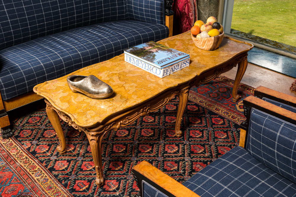 An oak Louis XV-style side table with marble top, 20th C.