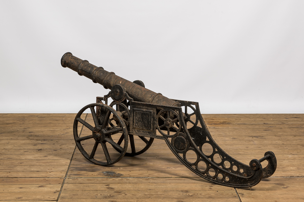 A cast iron model of a cannon, 19th C.