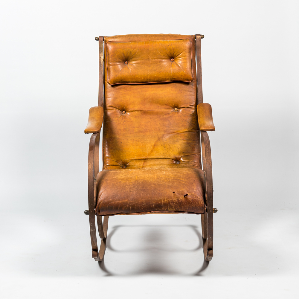 Chaise ber&ccedil;ante avec rev&ecirc;tement en cuir, Peeter Cooper pour Winfield, vers 1900