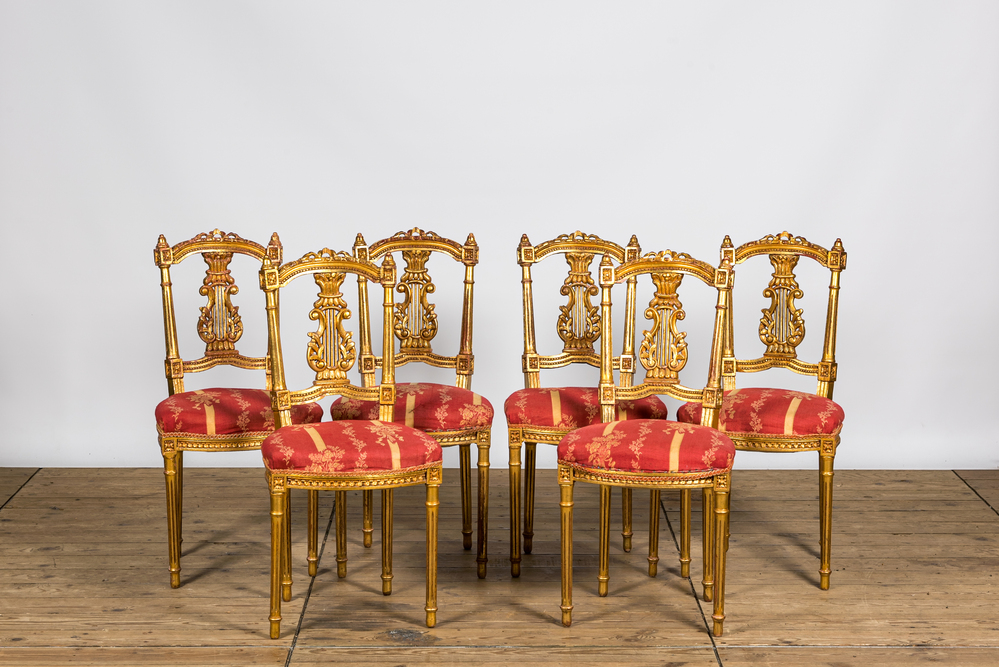 Zes verguld houten neoclassicistische stoelen, 20e eeuw