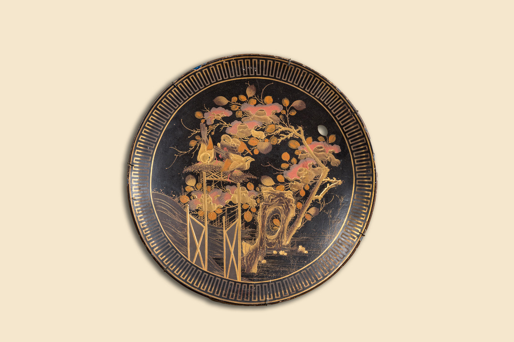 A large Japanese lacquered porcelain dish, Meiji, 19th C.