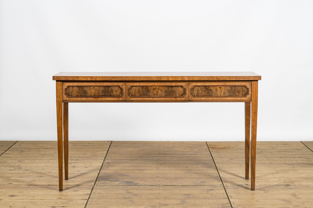 A mahogany console, 20th C.