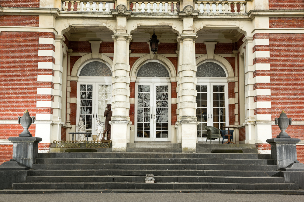 Paire d'urnes de jardin d&eacute;coratives en pierre bleue, 19/20&egrave;me