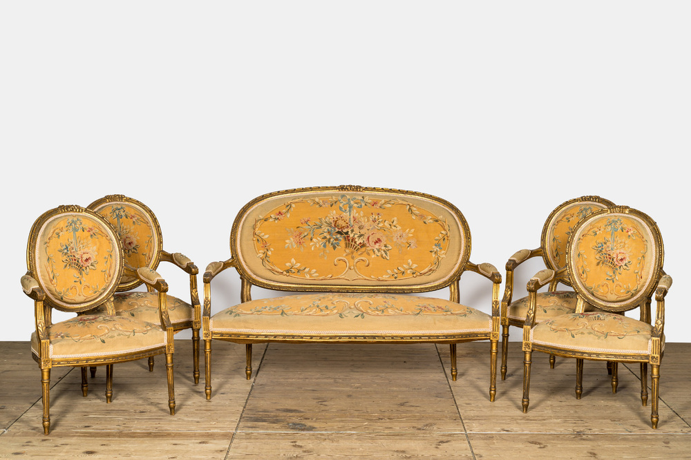 Louis XV French style settee with Embroidery