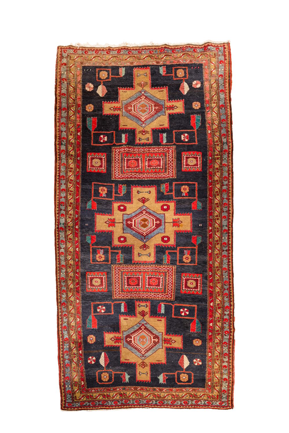 Een groot rechthoekig ornamentaal oosters Meshkin tapijt, Noordwest-Perzi&euml;, 19/20e eeuw