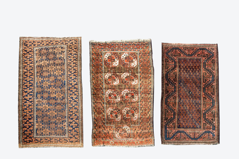 Three various Oriental rugs, wool on cotton, 20th C.