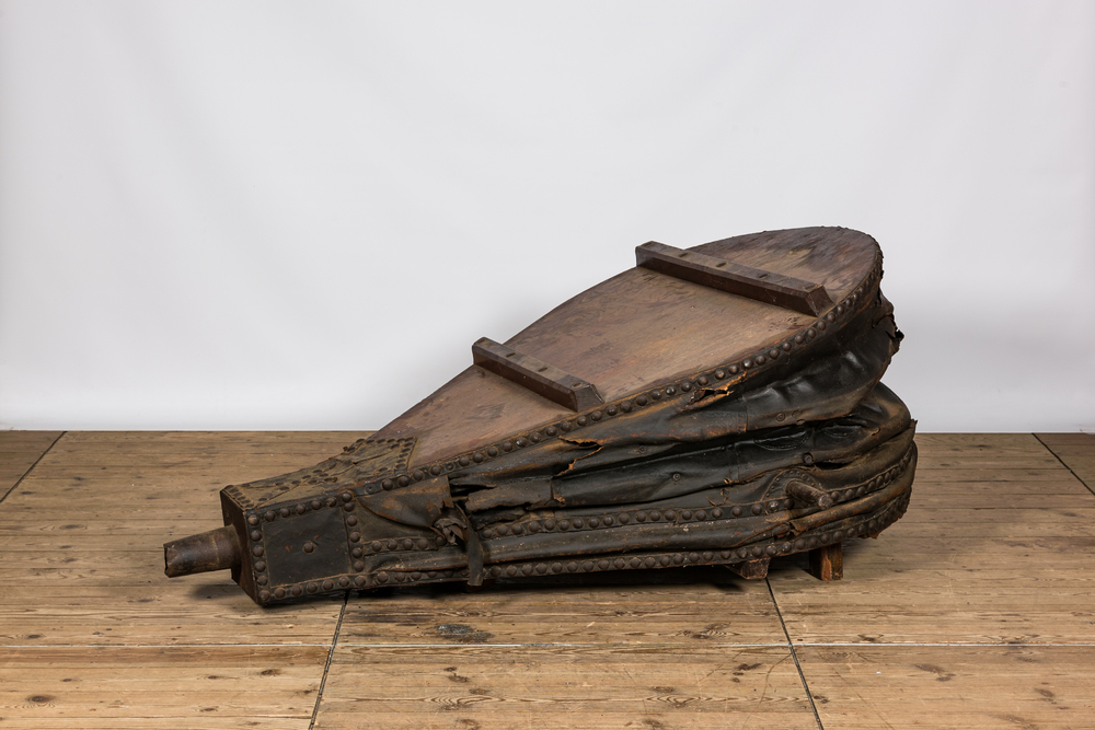 An imposing bellows, 19th C.