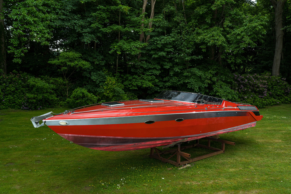 A 1988 Wellcraft Scarab III