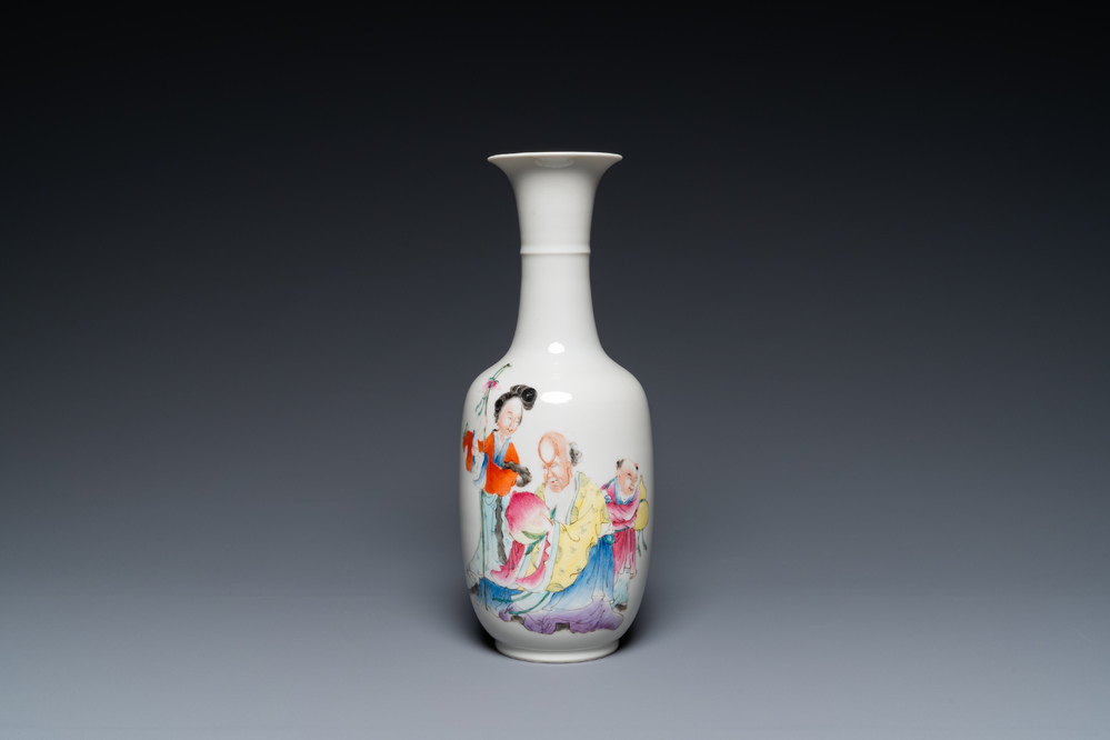 A Chinese famille rose 'Shou Lao' vase, Hongxian mark, 20th C.