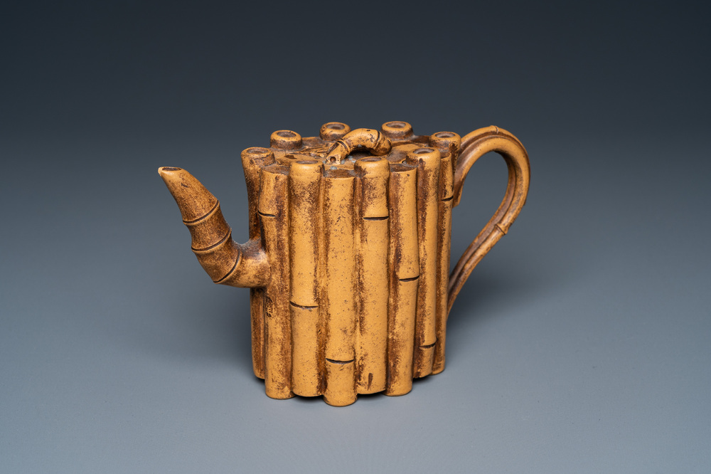 A Chinese Yixing stoneware 'bamboo' teapot and cover, Yang Fengnian 楊鳳年 mark, 20th C.