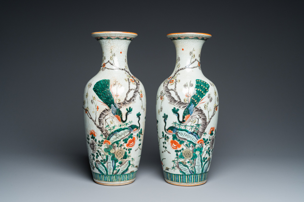 A pair of Chinese famille verte crackle-glazed vases, 19th C.
