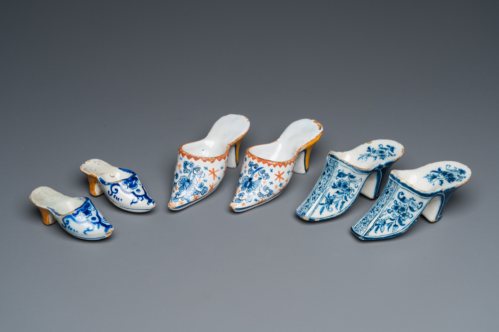 Three pairs of Dutch Delft slippers, 18/19th C.