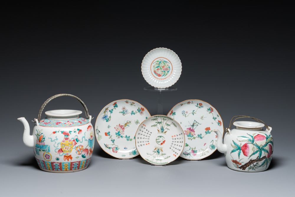 Two Chinese famille rose teapots and four small plates, 19th C.
