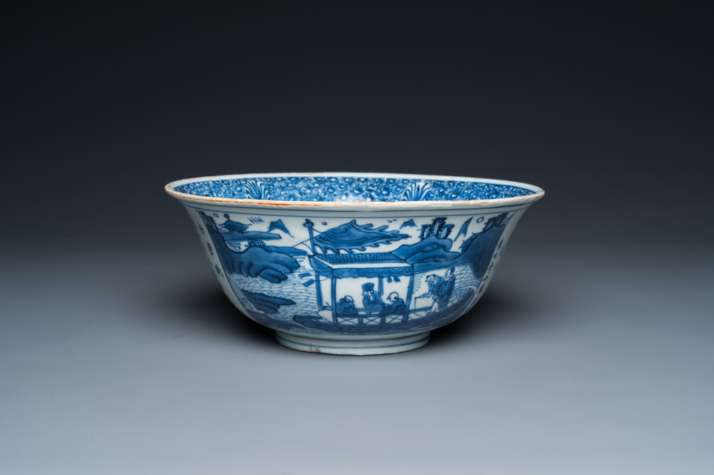 A Chinese blue and white 'Ode to the Red Cliff' bowl, Transitional period