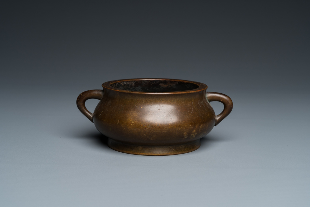 A Chinese bronze censer, Xuande mark, 18th C.