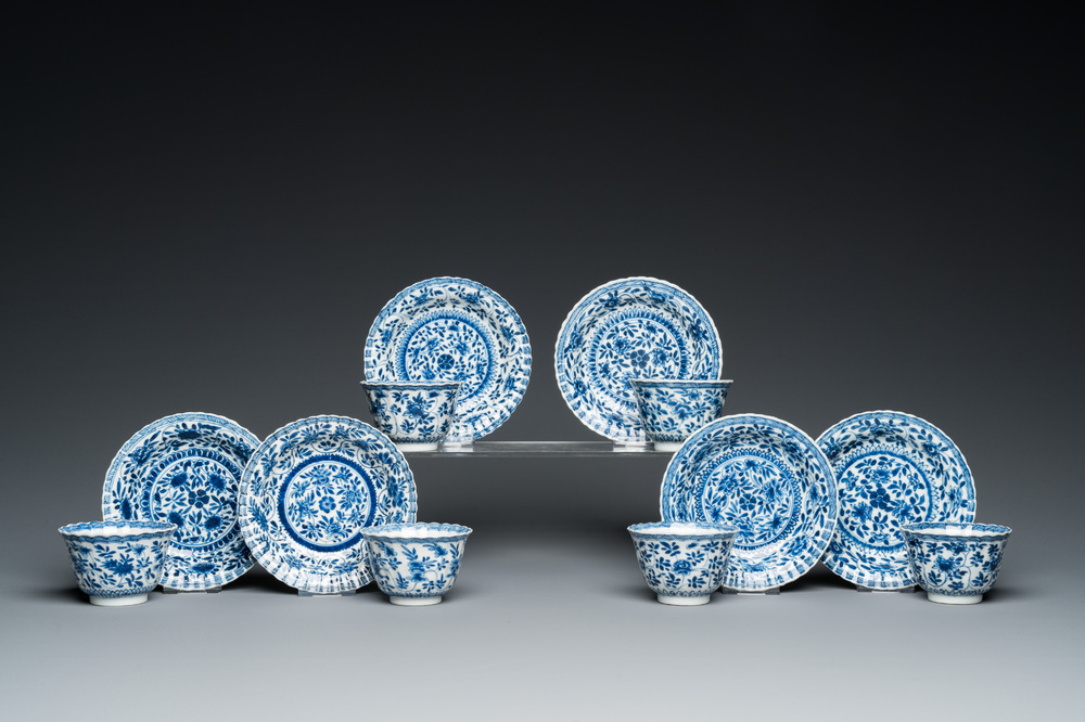 Six tasses et soucoupes en porcelaine de Chine en bleu et blanc, marque de Yu 玉, Kangxi