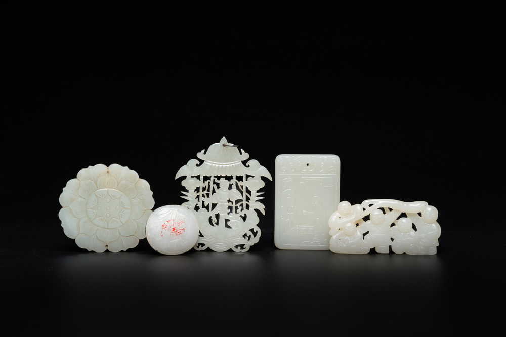 Five Chinese celadon and white jade carvings, 19/20th C.