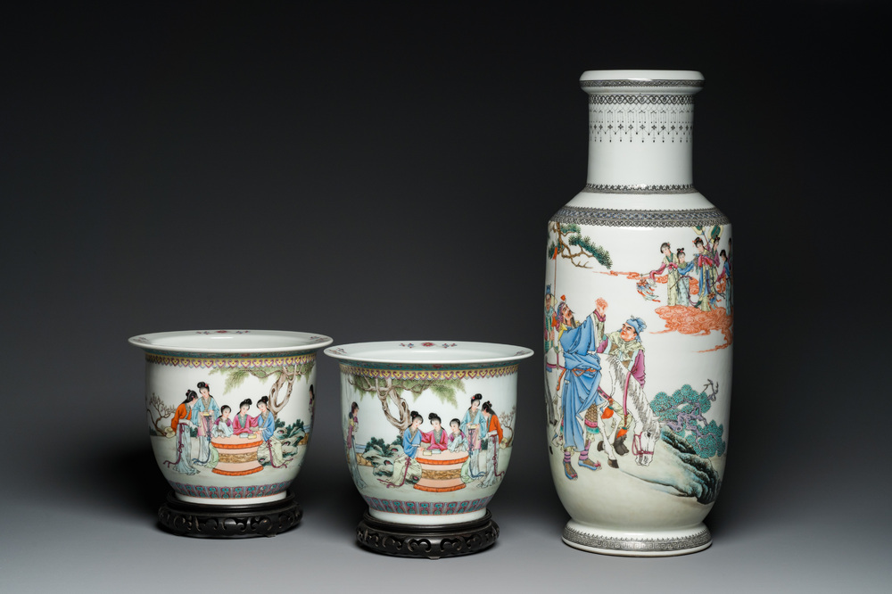 A Chinese famille rose rouleau vase and a pair of jardini&egrave;res, 20th C.