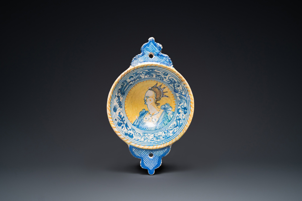 An extremely rare Antwerp maiolica porringer with the portrait of a queen or goddess, last quarter 16th C.