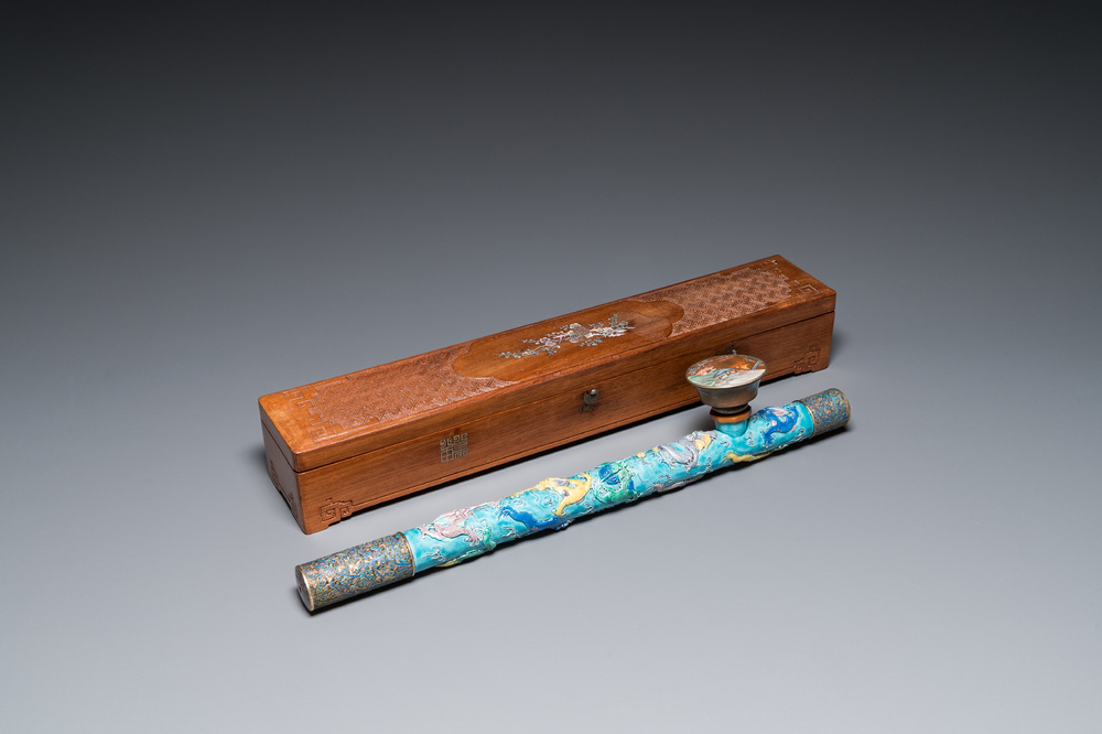 A rare Chinese porcelain Wang Bing Rong-style 'nine dragons' opium pipe in fine wooden box, late 19th C.