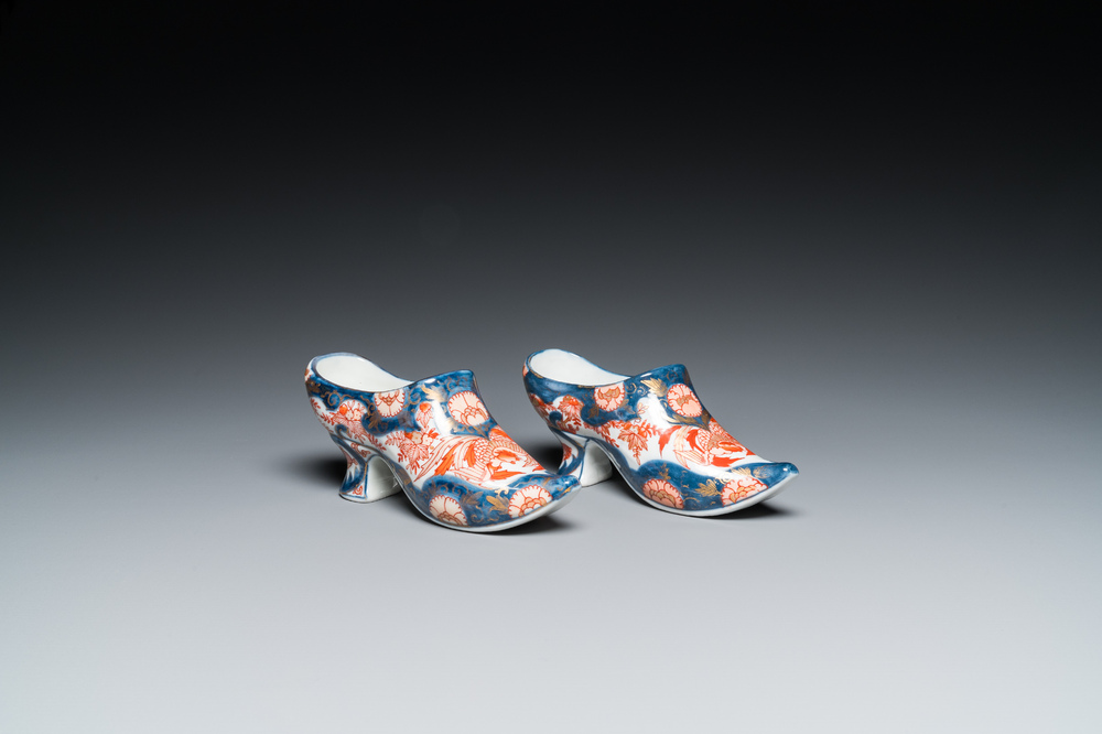 A pair of Imari-style miniature shoes after Dutch Delft examples, probably Samson, France, 19th C.