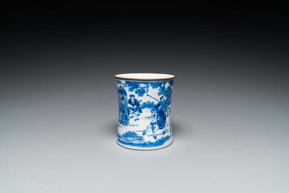 A Chinese blue and white brush pot, Kangxi mark, 19th C.