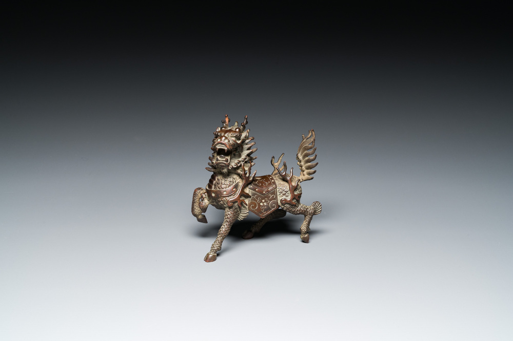 Een Chinese bronzen qilin, wellicht Kangxi