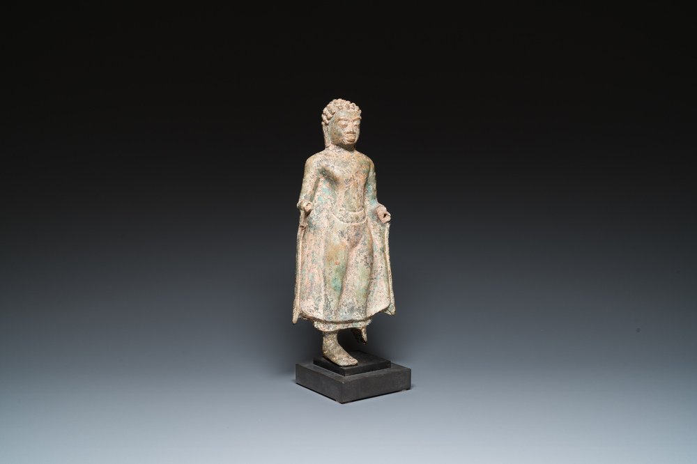 A Thai bronze standing Buddha in Dvaravati-style, probably 7/8th C.