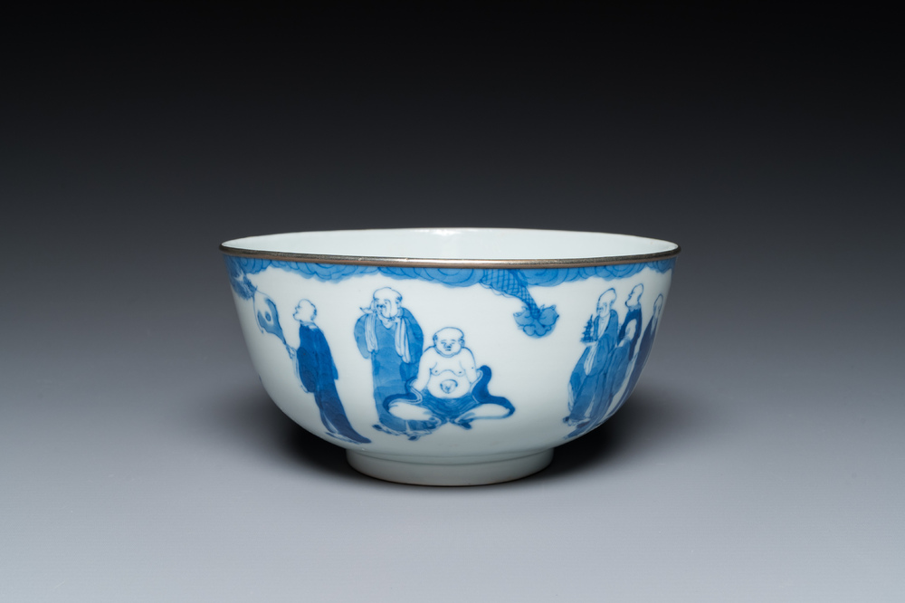 Een Chinese blauw-witte 'Bleu de Hue' kom voor de Vietnamese markt, Nei Fu 內府 merk, 19e eeuw