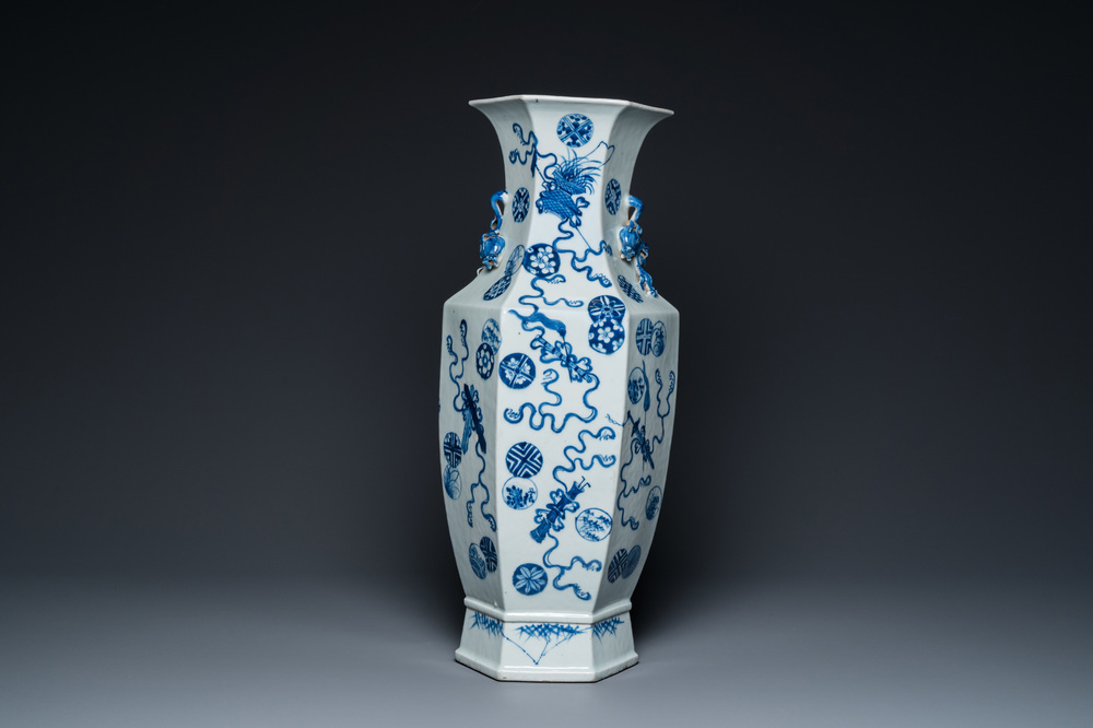 A Chinese blue and white hexagonal 'anbaxian' vase, 19th C.