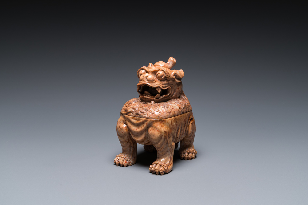 A Chinese soapstone 'luduan' incense box and cover, Qianlong/Jiaqing