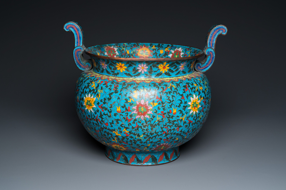 A large Chinese cloisonn&eacute; jardini&egrave;re, Ming mark, 19th C.