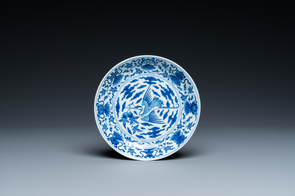 A Chinese blue and white 'crane' saucer dish, Yongzheng mark, 18/19th C.