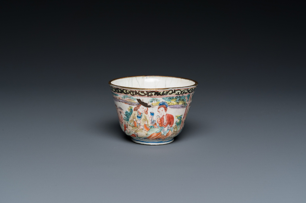 A Chinese Canton enamel 'foreigners' wine cup, Yongzheng
