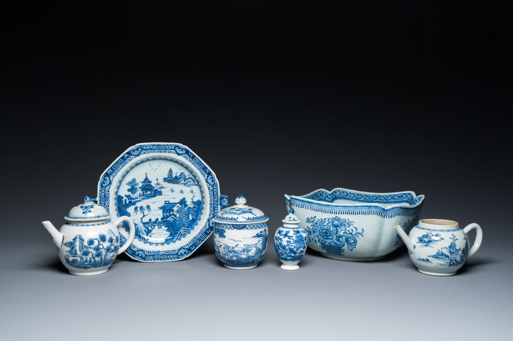 Six Chinese blue and white porcelain wares, Qianlong