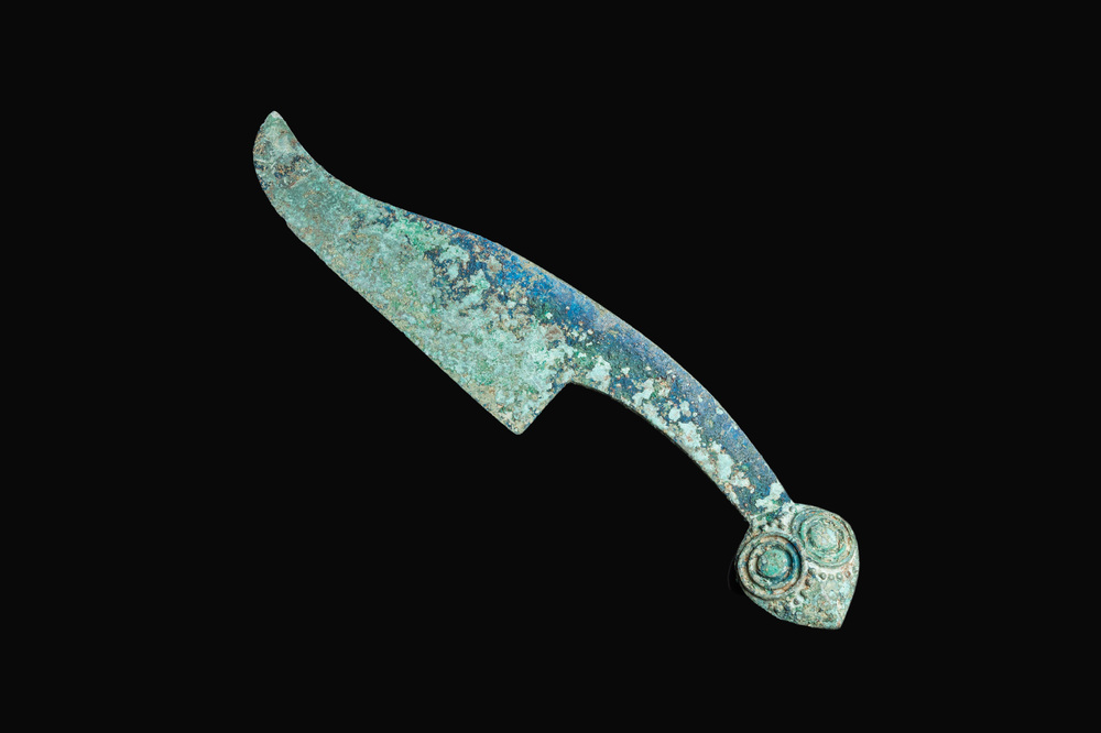 A Chinese bronze dagger with serpent heads, Warring States Period